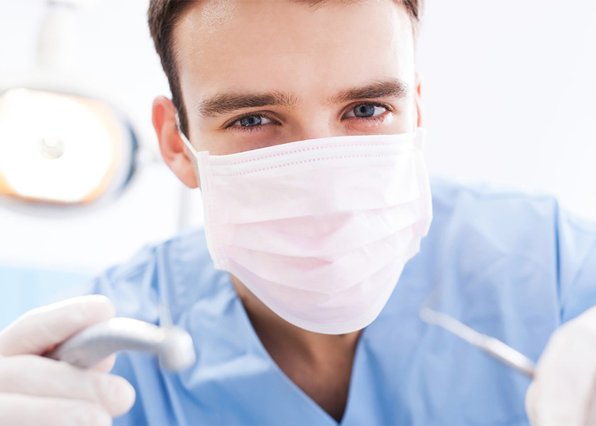 Стоматолог — профессия творцов красивой улыбки