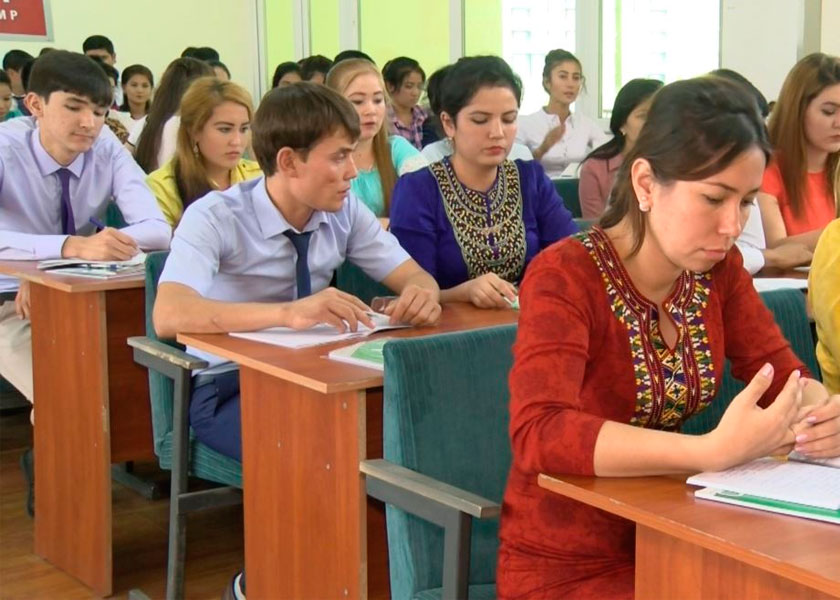 Туркменистан больше не признаёт дипломы иностранных вузов не из топ-1000